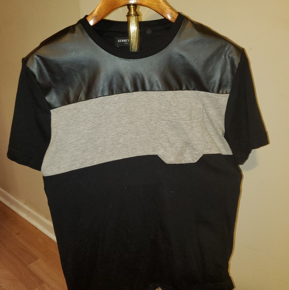 Men's Kenneth Cole T-shirt